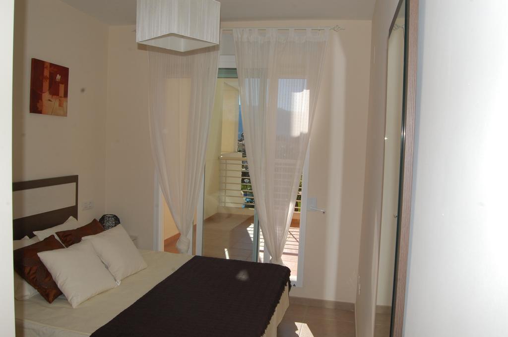 Coll Verd Apartment Denia Phòng bức ảnh